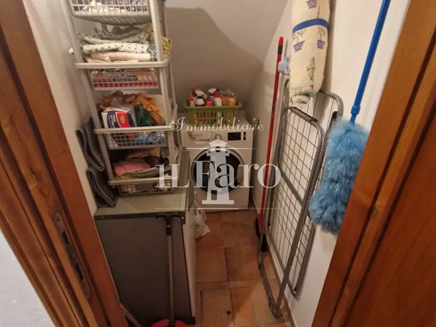 Immagine 27 di Terratetto in vendita  a Campi Bisenzio