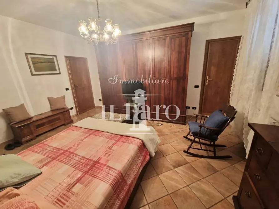Immagine 23 di Terratetto in vendita  a Campi Bisenzio