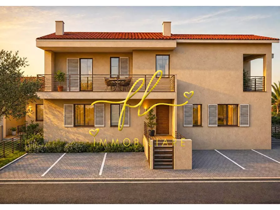 Immagine 1 di Terreno residenziale in vendita  a Cecina