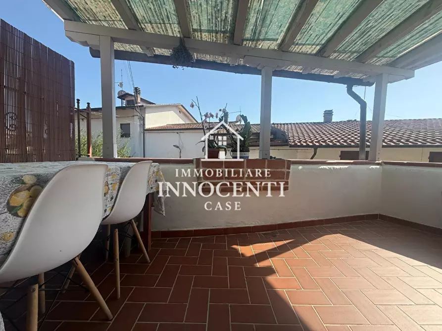 Immagine 1 di Terratetto in vendita  a Massa