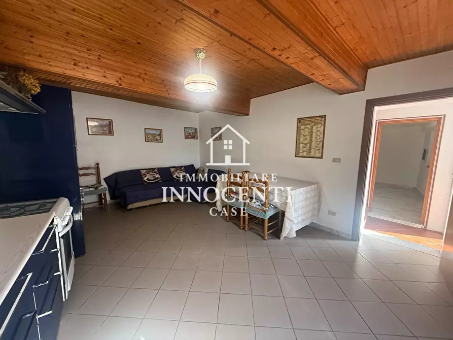 Immagine 19 di Terratetto in vendita  a Massa