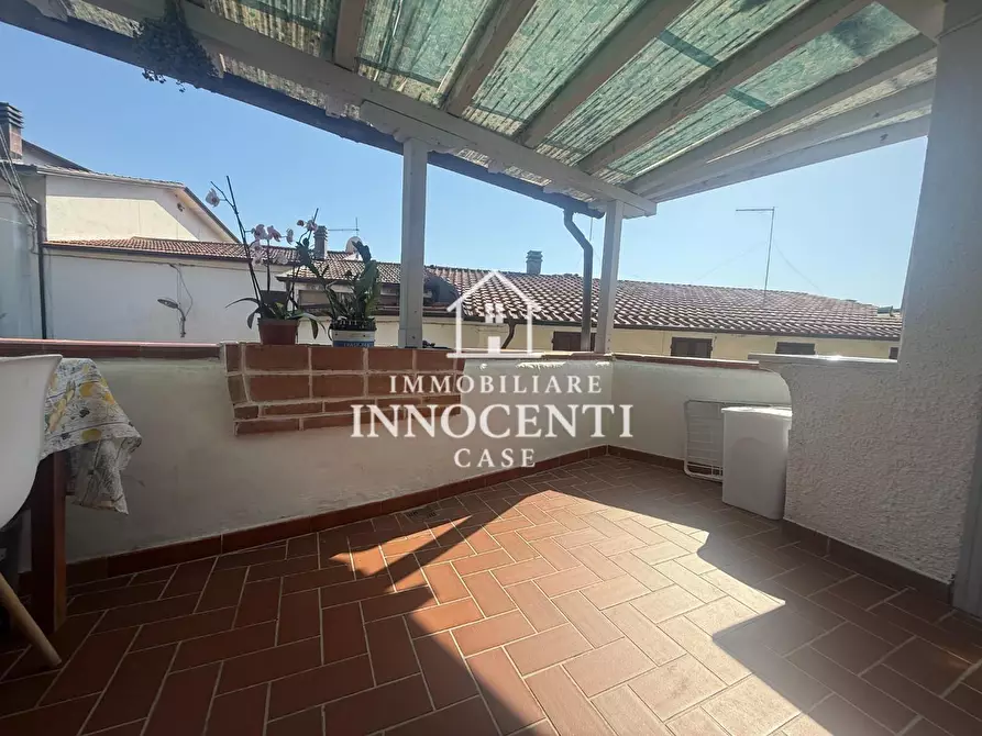 Immagine 2 di Terratetto in vendita  a Massa