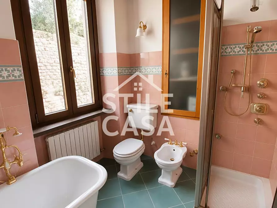 Immagine 19 di Terratetto in vendita  a Uzzano