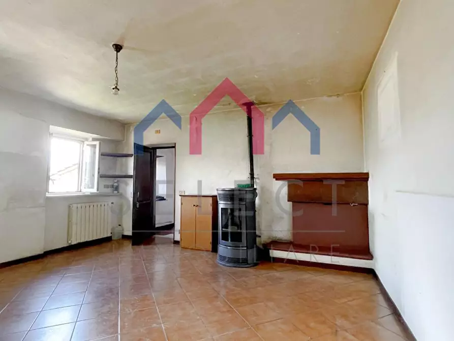 Immagine 8 di Appartamento in vendita  a Bagni Di Lucca
