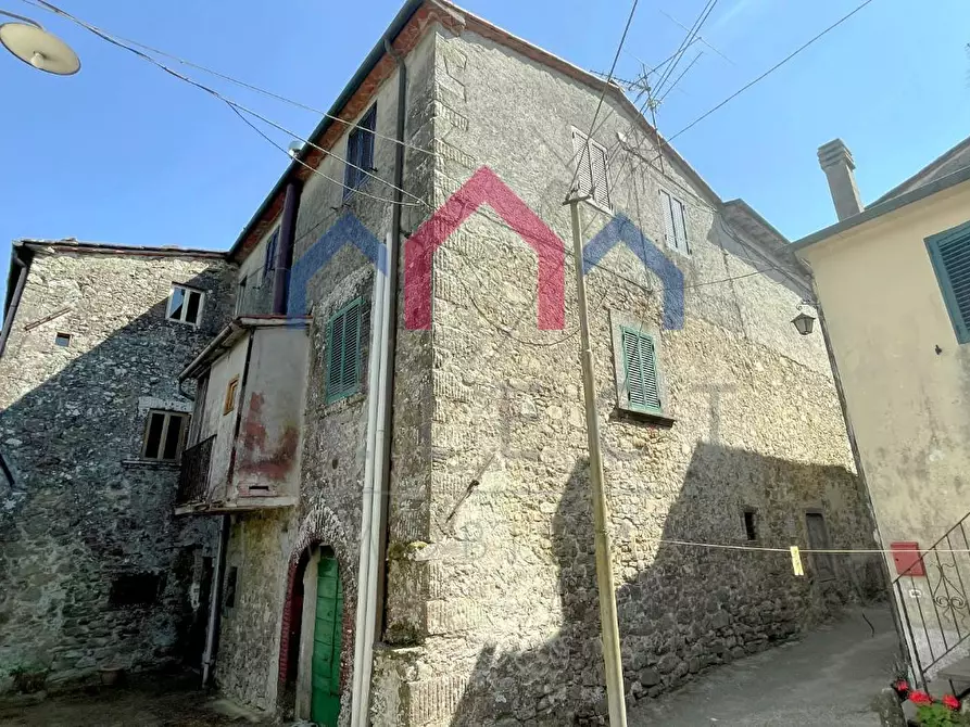 Immagine 32 di Appartamento in vendita  a Bagni Di Lucca