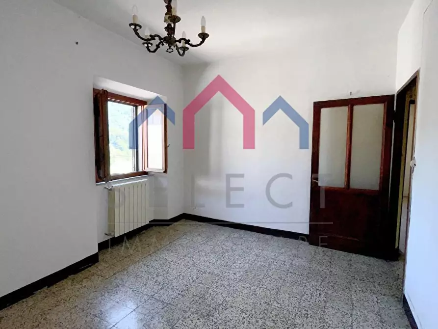 Immagine 18 di Appartamento in vendita  a Bagni Di Lucca