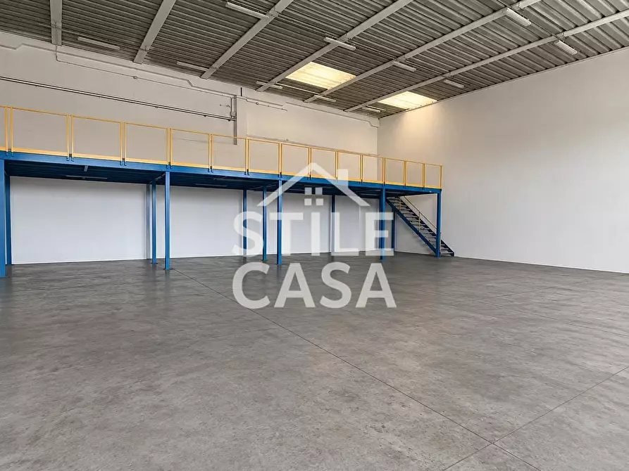 Immagine 14 di Capannone industriale in vendita  a Buti
