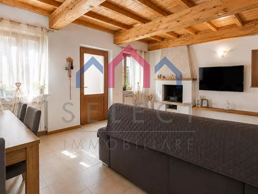 Immagine 5 di Appartamento in vendita  a Bagni Di Lucca