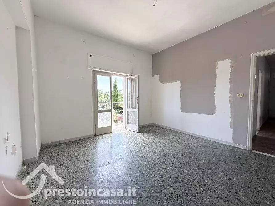 Immagine 1 di Appartamento in vendita  a Viareggio