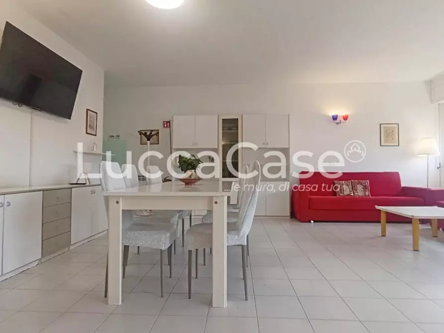 Immagine 3 di Appartamento in vendita  a Lucca
