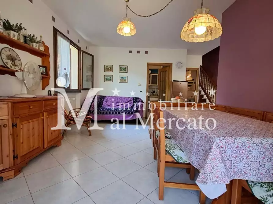 Immagine 17 di Villetta a schiera in vendita  a Viareggio