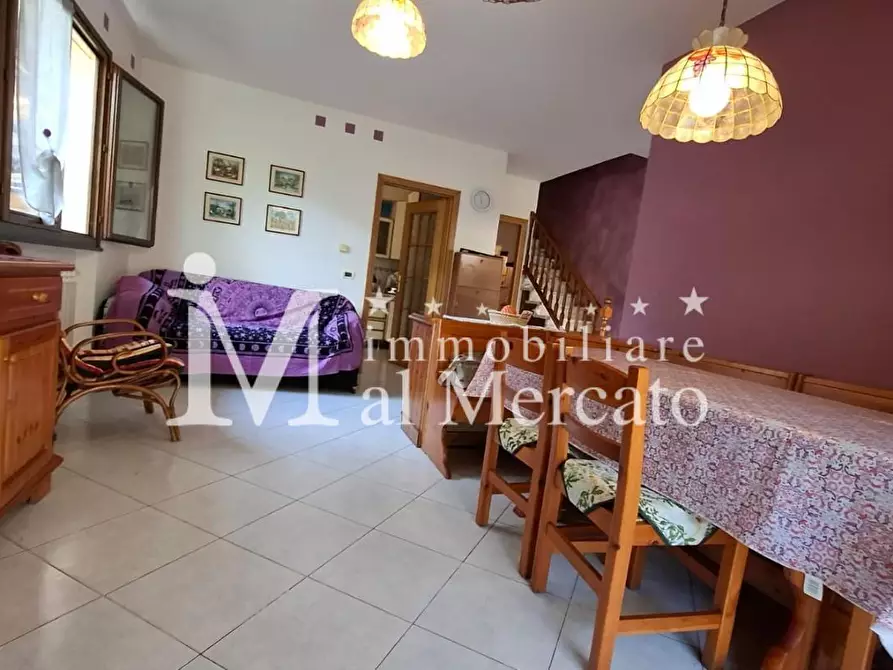 Immagine 20 di Villetta a schiera in vendita  a Viareggio