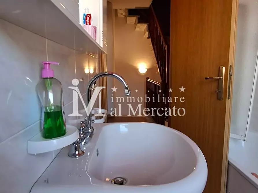 Immagine 52 di Villetta a schiera in vendita  a Viareggio