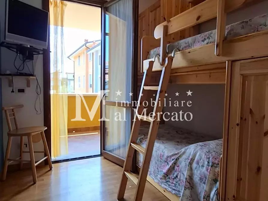 Immagine 48 di Villetta a schiera in vendita  a Viareggio