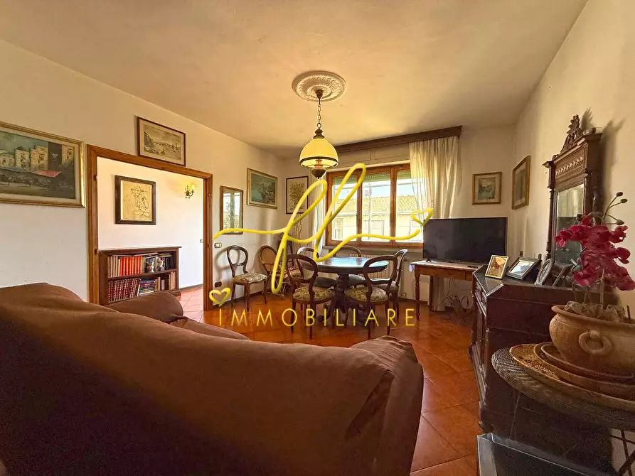 Immagine 4 di Appartamento in vendita  a Cecina