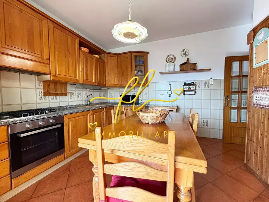 Immagine 8 di Appartamento in vendita  a Cecina