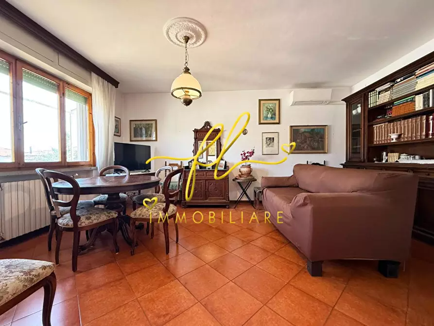 Immagine 3 di Appartamento in vendita  a Cecina