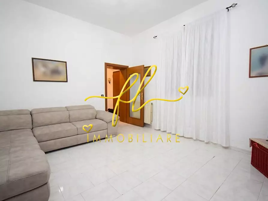 Immagine 3 di Appartamento in vendita  a Livorno