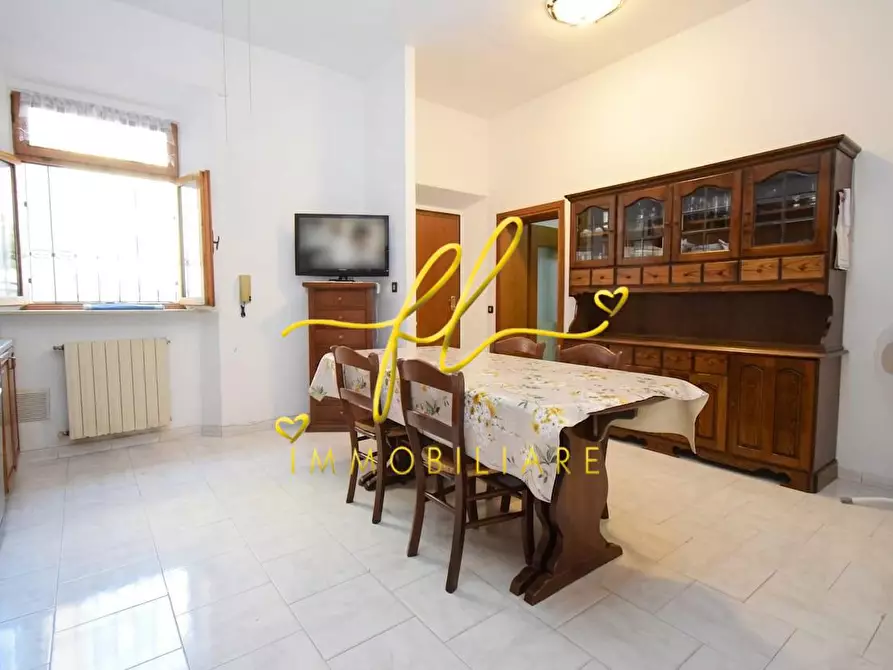 Immagine 4 di Appartamento in vendita  a Livorno