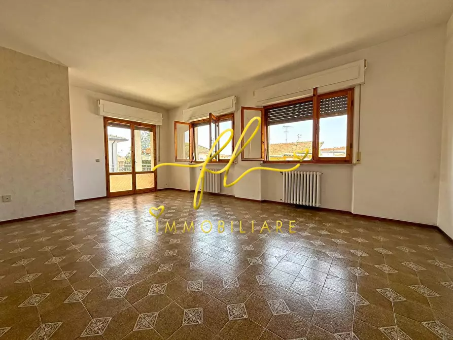 Immagine 33 di Appartamento in vendita  a Cecina