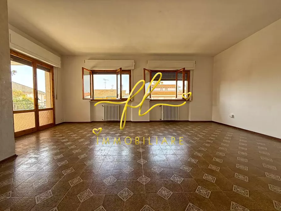 Immagine 32 di Appartamento in vendita  a Cecina