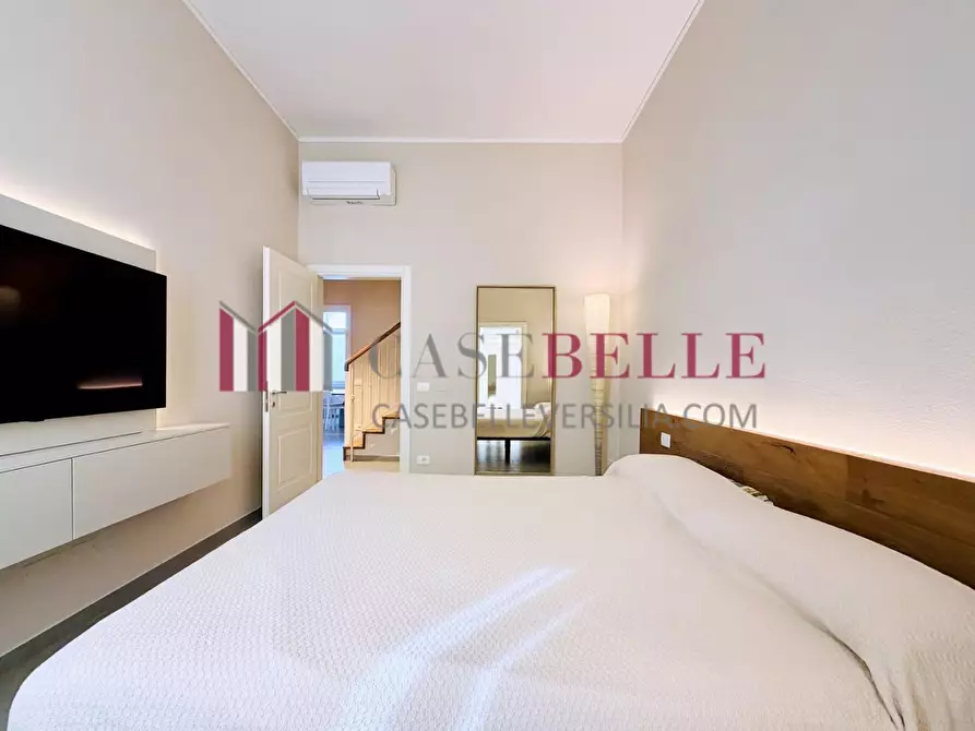 Immagine 31 di Casa semindipendente in vendita  a Camaiore
