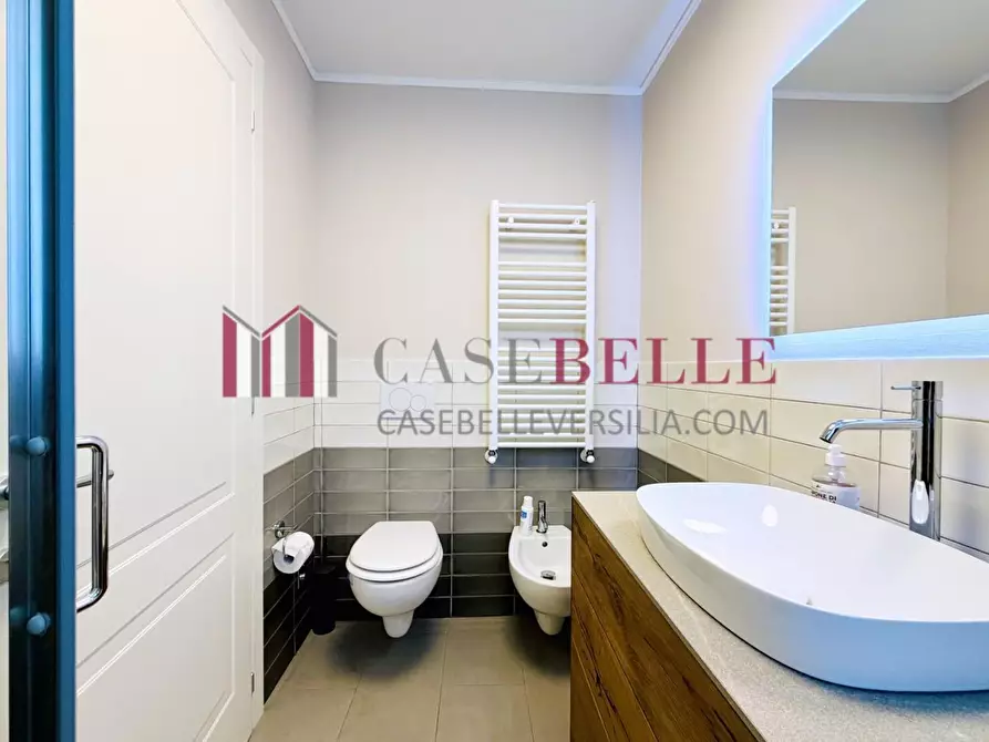 Immagine 29 di Casa semindipendente in vendita  a Camaiore