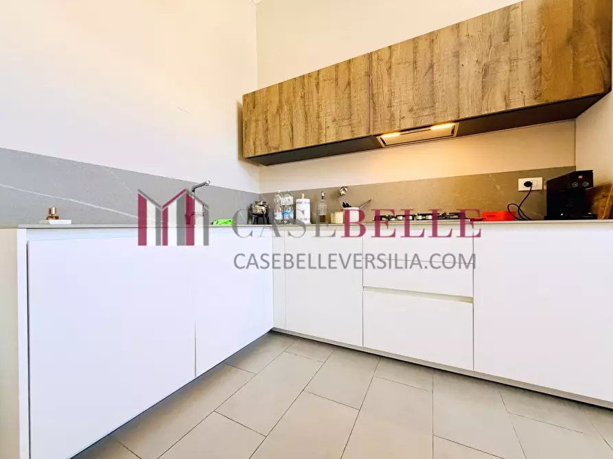 Immagine 9 di Casa semindipendente in vendita  a Camaiore