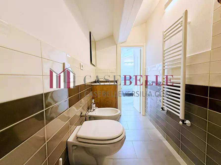 Immagine 52 di Casa semindipendente in vendita  a Camaiore