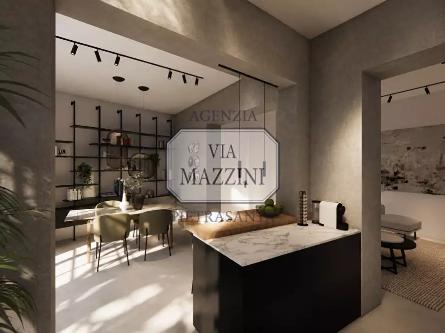 Immagine 7 di Loft/Open space in vendita  a Pietrasanta