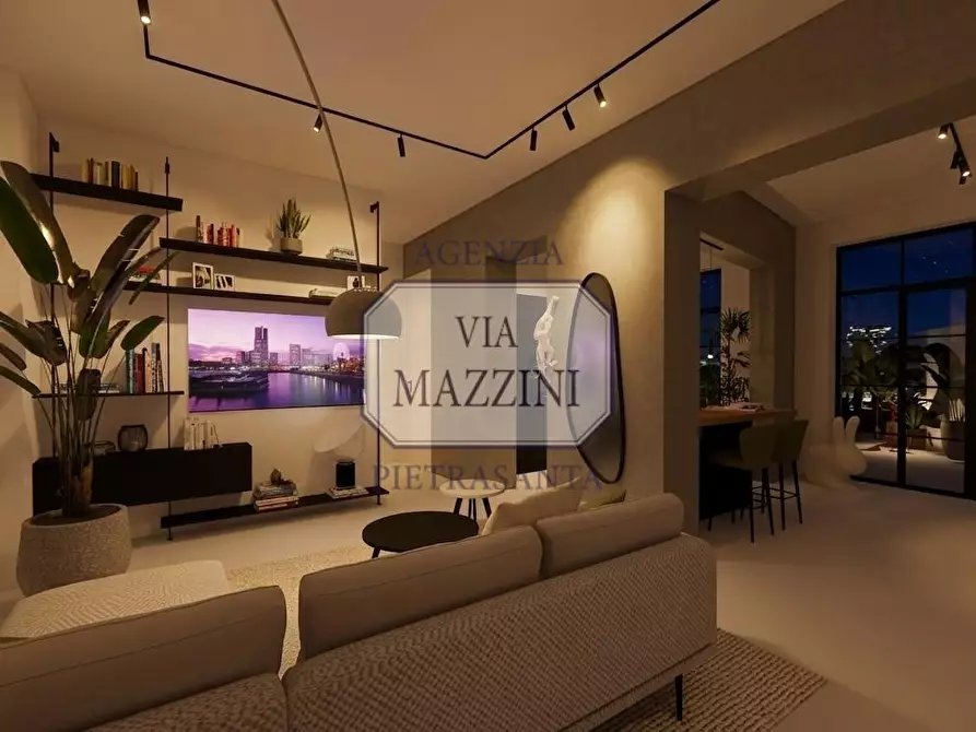 Immagine 2 di Loft/Open space in vendita  a Pietrasanta