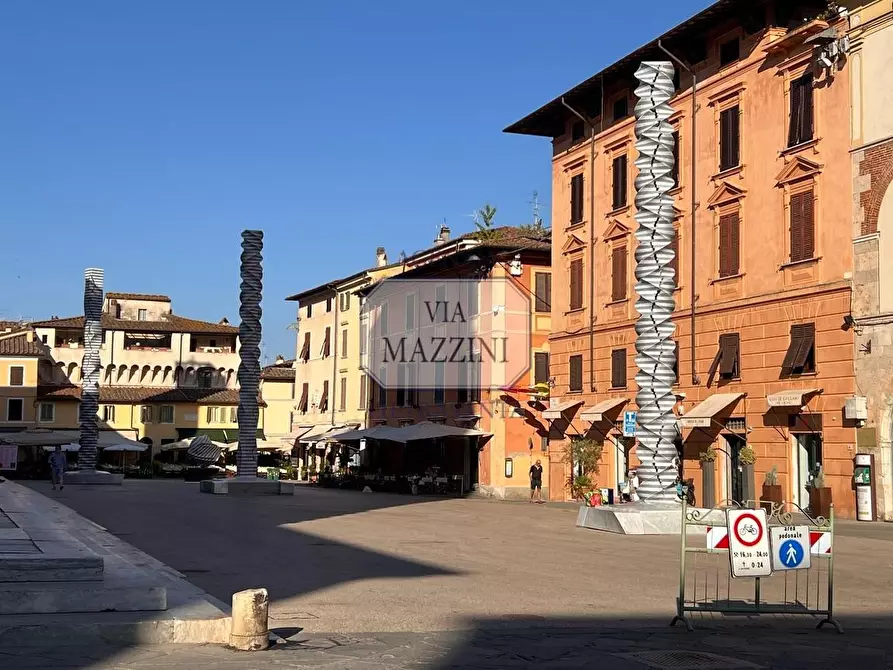 Immagine 30 di Loft/Open space in vendita  a Pietrasanta