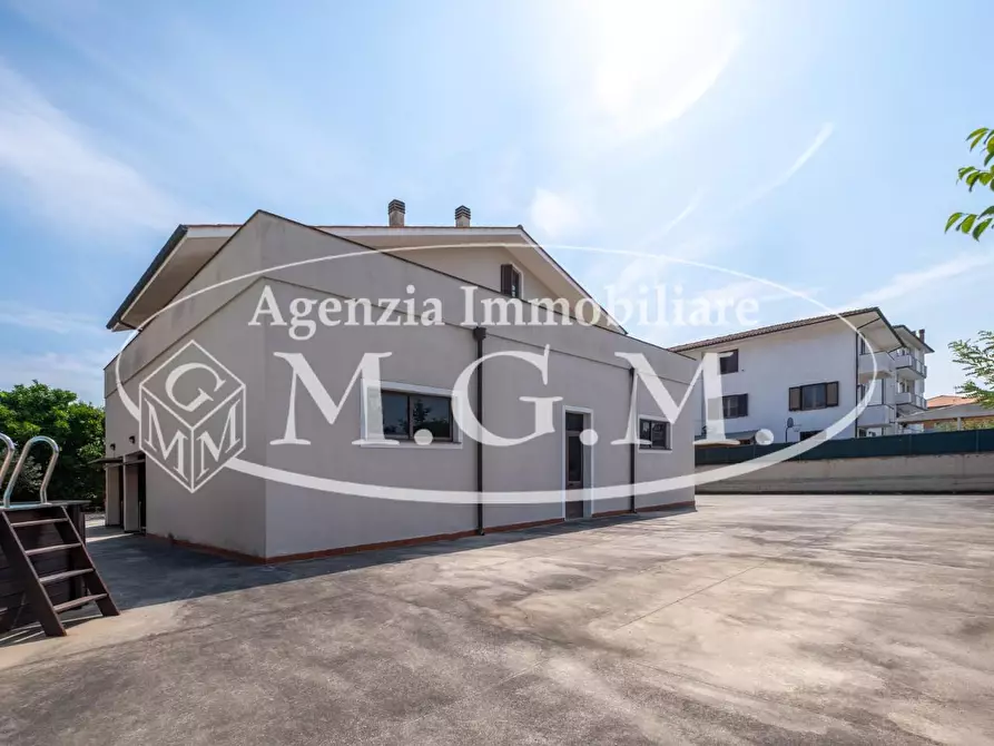 Immagine 58 di Casa indipendente in vendita  a Calcinaia