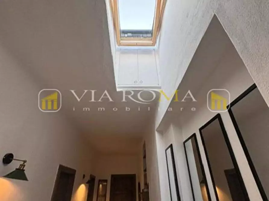 Immagine 27 di Appartamento in vendita  a Lucca