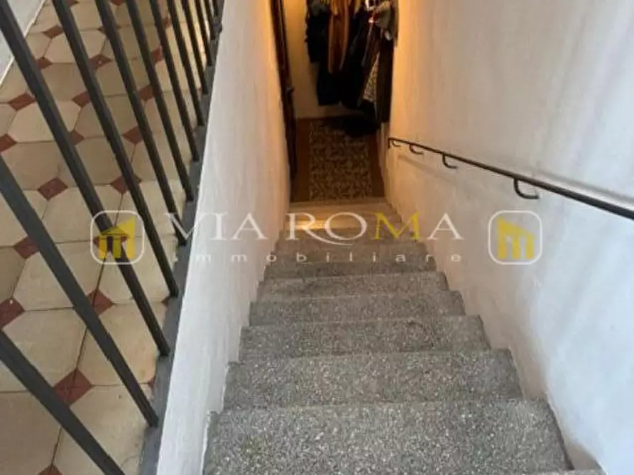 Immagine 22 di Appartamento in vendita  a Lucca