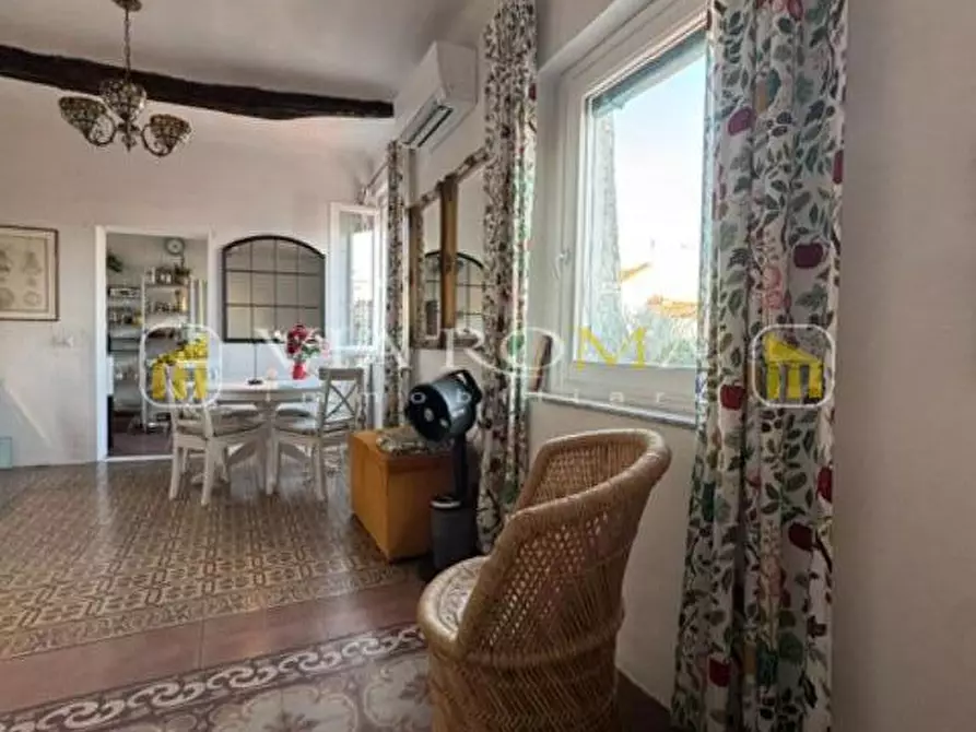 Immagine 18 di Appartamento in vendita  a Lucca
