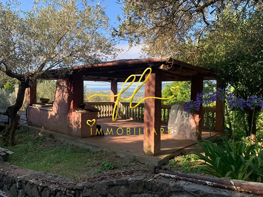 Immagine 50 di Villa in vendita  a Castelnuovo Magra