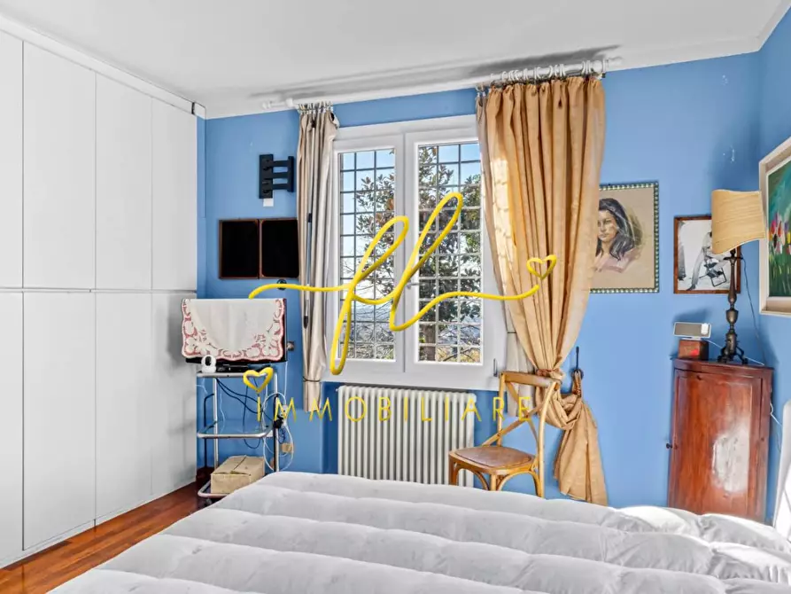 Immagine 14 di Villa in vendita  a Castelnuovo Magra