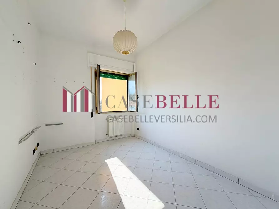 Immagine 21 di Appartamento in vendita  a Massarosa