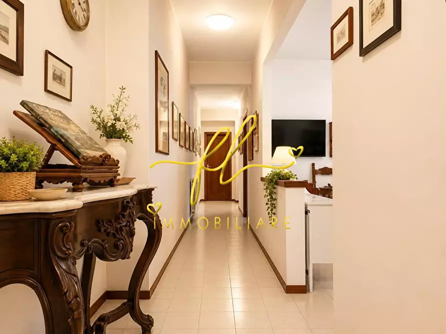 Immagine 5 di Appartamento in vendita  a Volterra