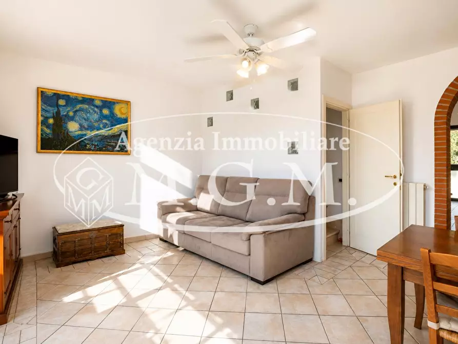 Immagine 8 di Casa bifamiliare in vendita  a Calcinaia