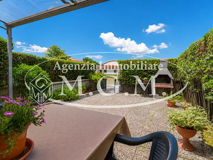 Immagine 5 di Casa bifamiliare in vendita  a Calcinaia