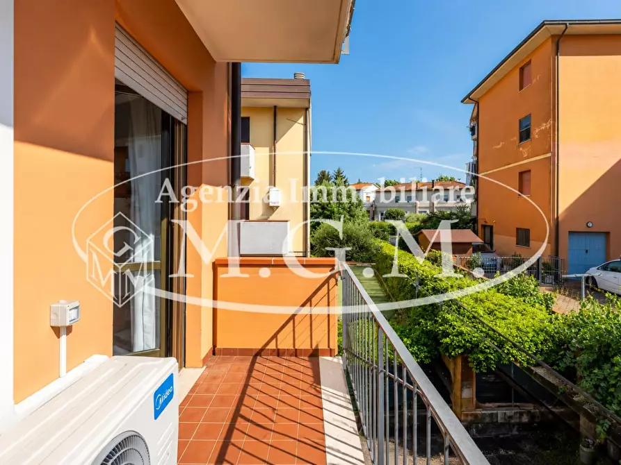 Immagine 26 di Casa bifamiliare in vendita  a Calcinaia
