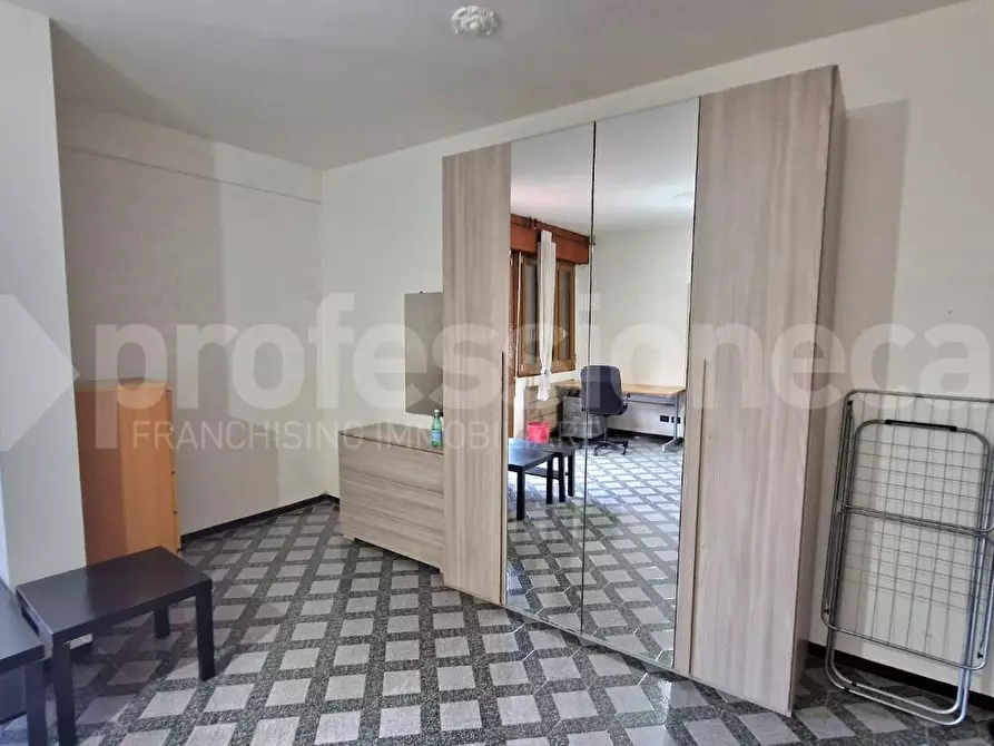 Immagine 3 di Appartamento in affitto  a Pisa