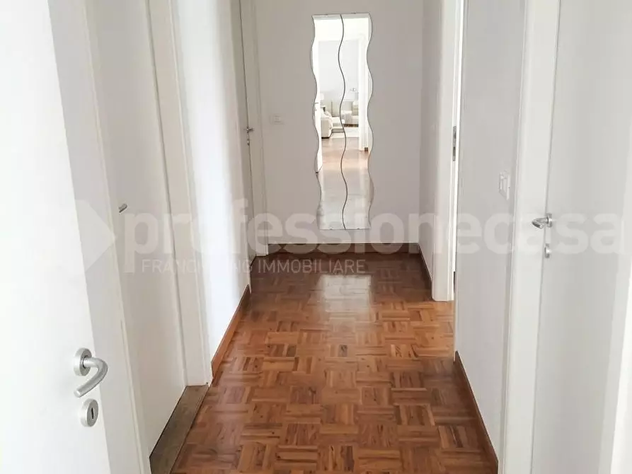 Immagine 4 di Appartamento in vendita  a Pisa