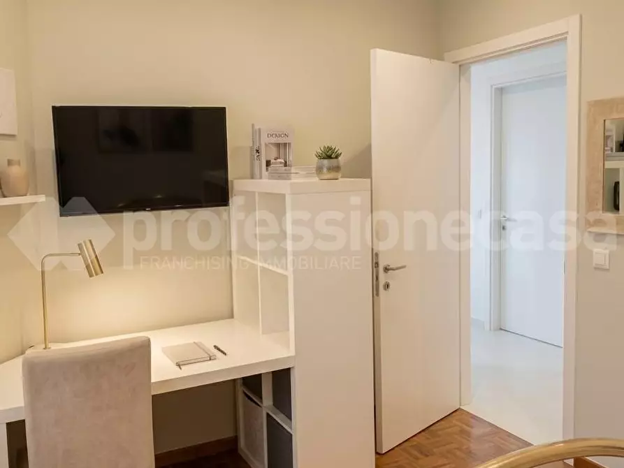 Immagine 8 di Appartamento in vendita  a Pisa