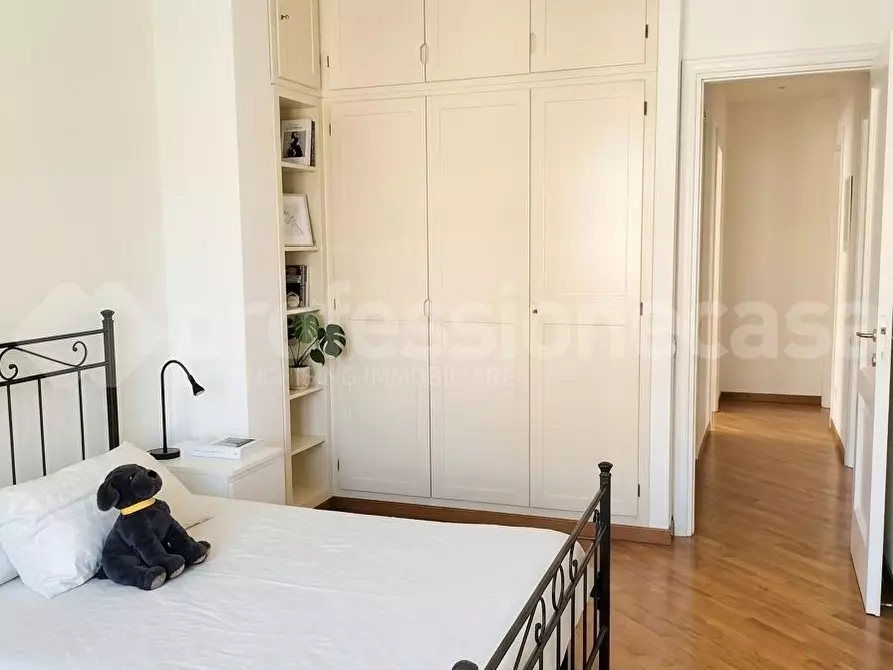 Immagine 11 di Appartamento in vendita  a Pisa