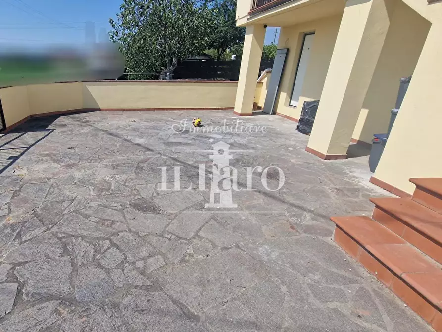 Immagine 34 di Terratetto in vendita  a Campi Bisenzio