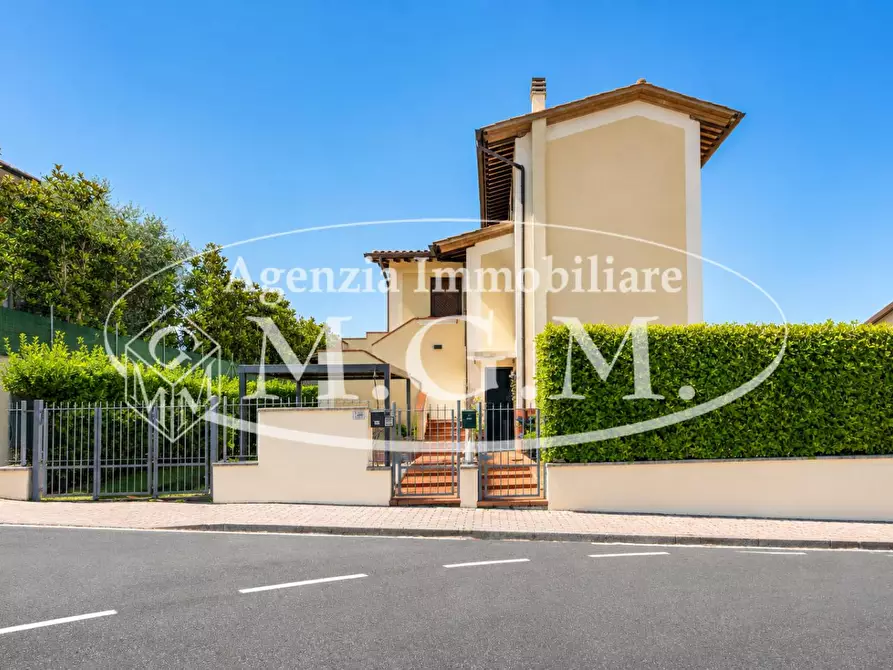 Immagine 2 di Appartamento in vendita  a Bientina