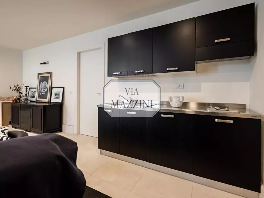 Immagine 52 di Villa in vendita  a Pietrasanta